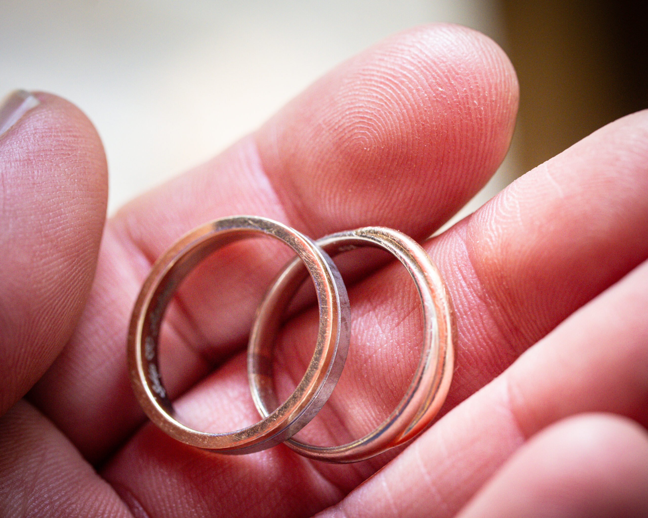 …und jetzt mit zwei Ringen an der Hand?